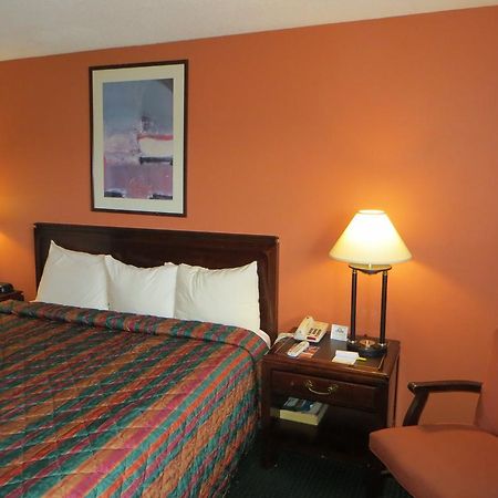 Days Inn By Wyndham Elk Grove Village O'Hare Airport West エクステリア 写真